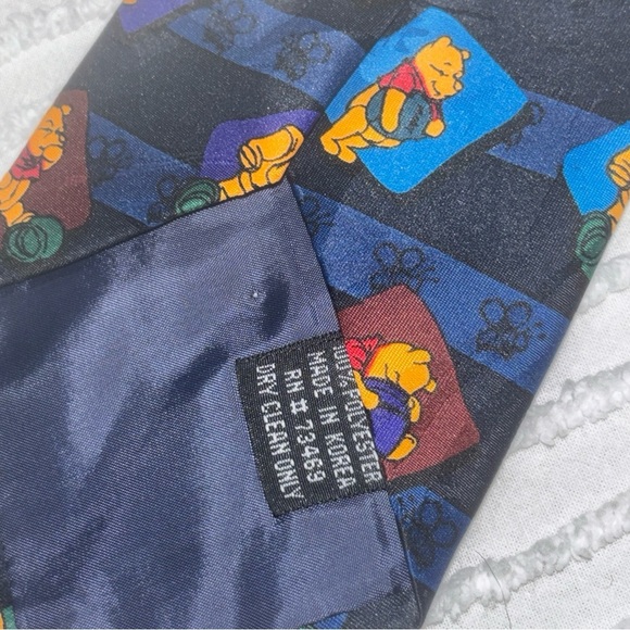 Men's DISNEY Winnie The Pooh Bear Tie‎ NECKTIE HONEY POT JUG BLUE - Picture 5 of 7